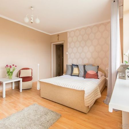 Dom Goscinny Marta - Pokoje, Apartamenty, Domki Krynica Morska Exterior foto