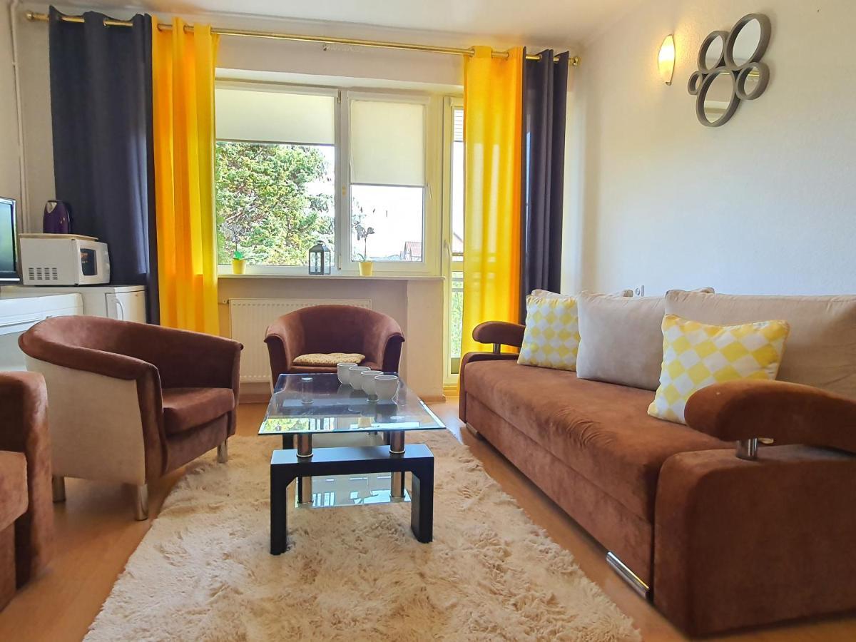 Dom Goscinny Marta - Pokoje, Apartamenty, Domki Krynica Morska Exterior foto