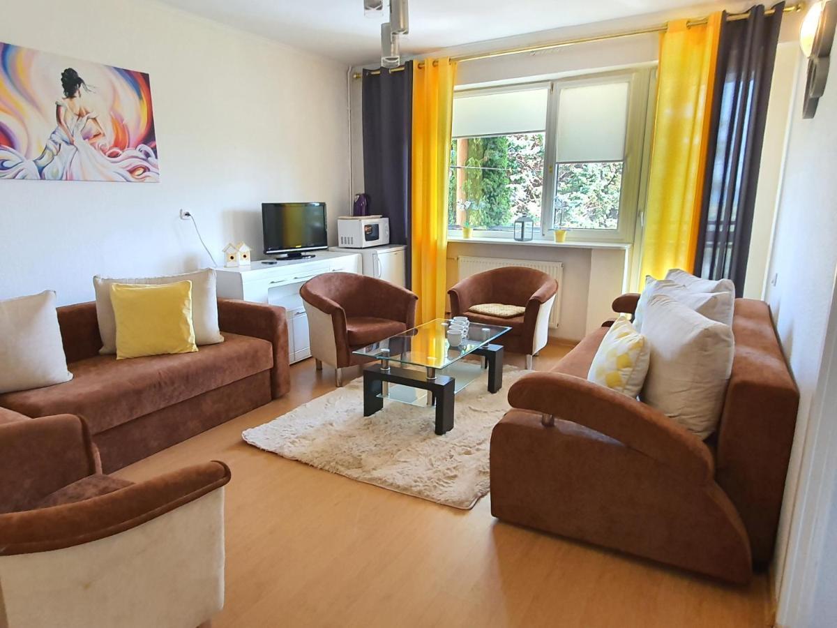Dom Goscinny Marta - Pokoje, Apartamenty, Domki Krynica Morska Exterior foto