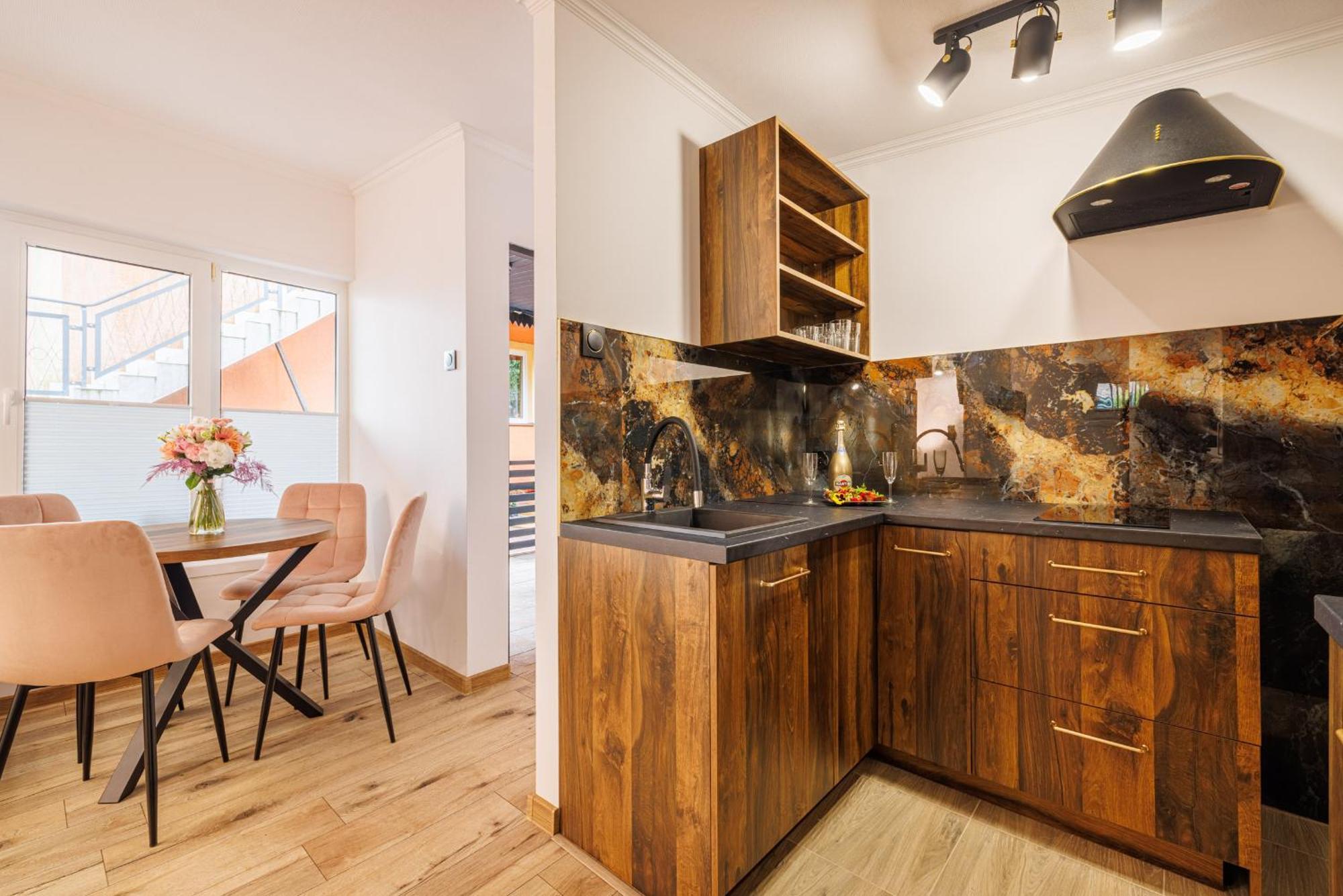 Dom Goscinny Marta - Pokoje, Apartamenty, Domki Krynica Morska Cameră foto
