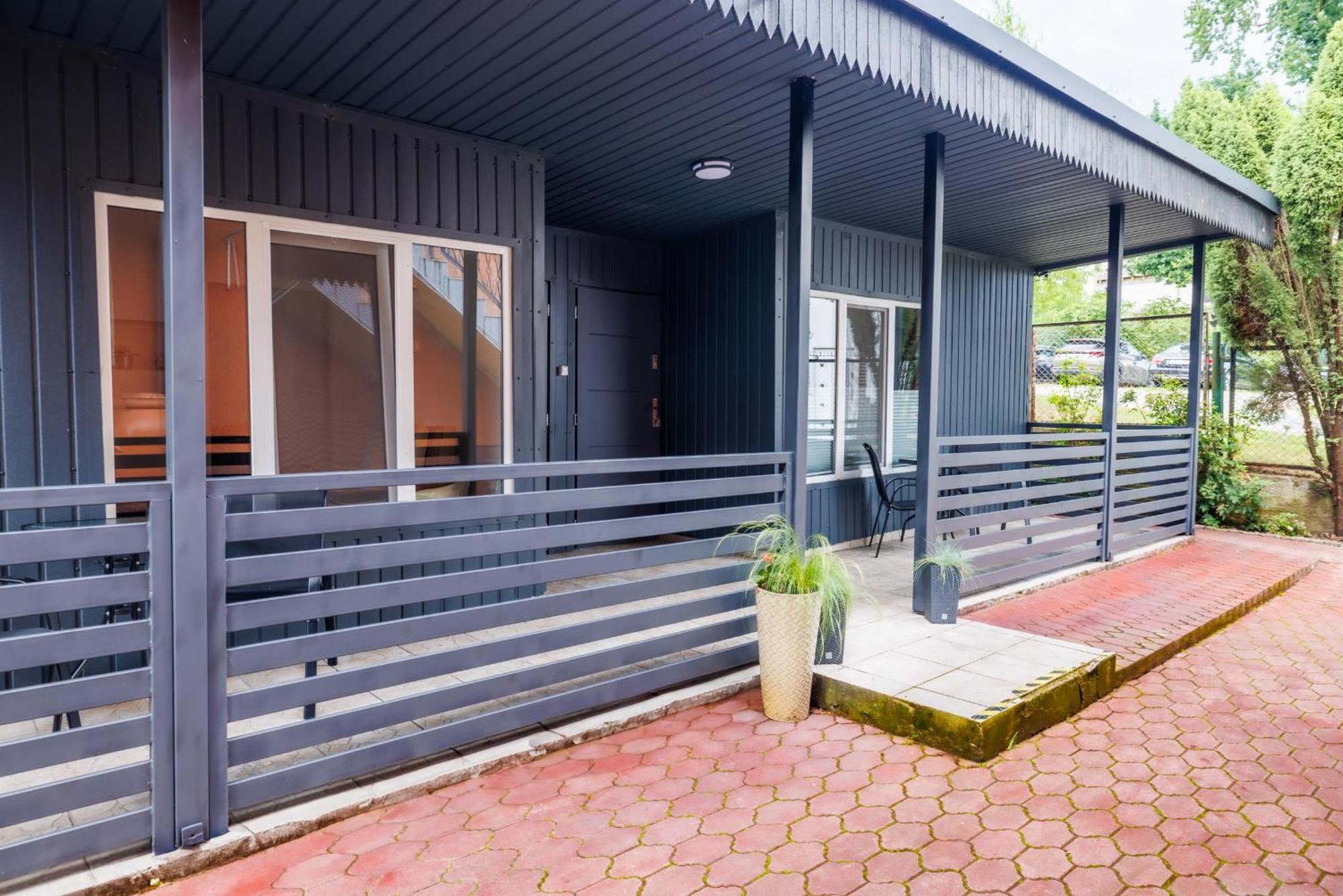 Dom Goscinny Marta - Pokoje, Apartamenty, Domki Krynica Morska Exterior foto